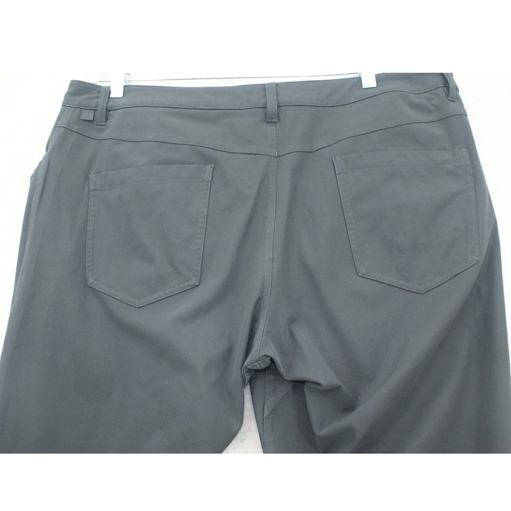 Lululemon Commission Pant Slim Black Warpstreme Mens 38x30 Trousers Team Issued